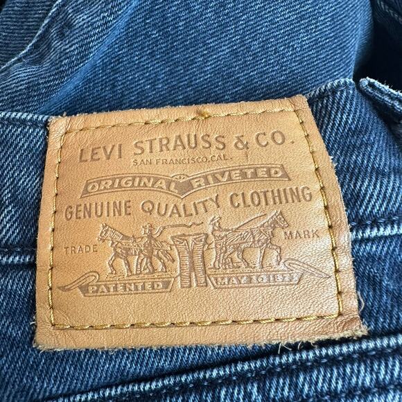 Levi's Wedgie Raw Hem High Rise Jeans sz 25 EUC - Picture 10 of 13